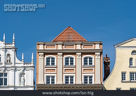 
                Wohnhaus, Rostock, Neuer Markt                   