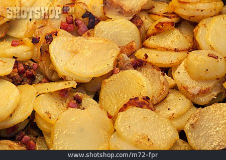 
                Hausmannkost, Bratkartoffeln                   