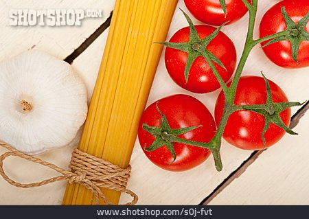 
                Tomaten, Pasta, Italienische Küche, Kochzutaten                   