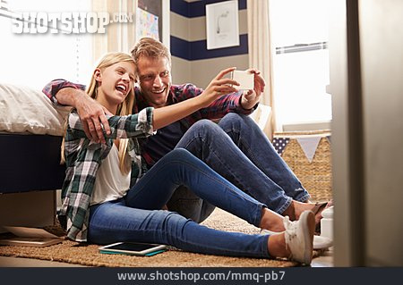 
                Vater, Fotografieren, Tochter, Selfie                   