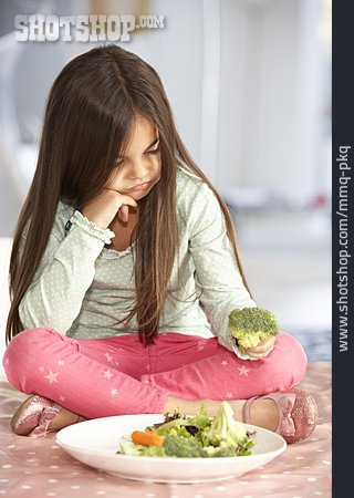 
                Kind, Gesunde Ernährung, Gemüse, Lustlos                   