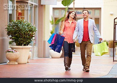 
                Paar, Einkauf & Shopping, Einkaufsbummel, Shoppen                   