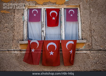 
                National Flag, Turkey                   