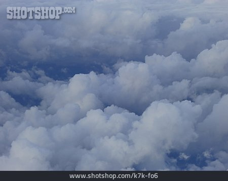 
                Wolkendecke, Cumulus, Wolkenteppich                   