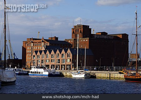 
                Alter Hafen, Hafen, Wismar, Hafenspeicher                   