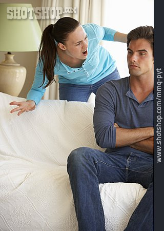 
                Häusliches Leben, Konflikt, Ehepaar                   