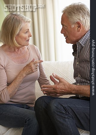 
                Senioren, Konflikt, Beziehungsproblem                   
