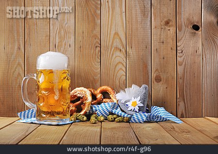 
                Bier, Hopfen, Brezel, Bayerisch                   