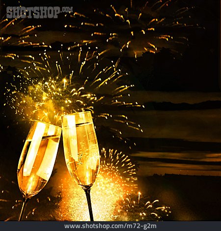 
                Silvester, Sektglas, Champagner, Feuerwerk                   