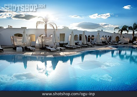 
                Pool, Ferienanlage, Sharm El Sheikh                   