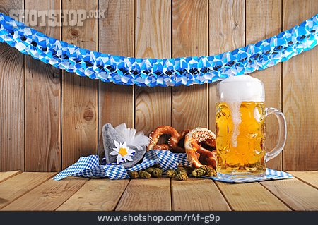 
                Bier, Brezel, Oktoberfest, Bayerisch                   