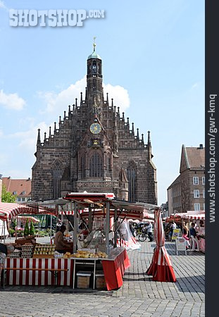 
                Frauenkirche, Nürnberg, Wochenmarkt                   