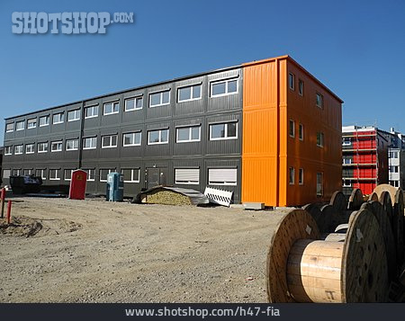 
                Unterkunft, Wohncontainer, Flüchtlingsunterkunft, Containerdorf                   