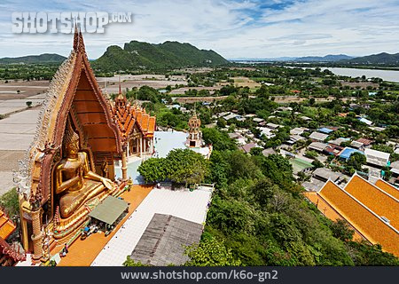 
                Tempel, Thailand, Kanchanaburi, Wat Tham Sua                   