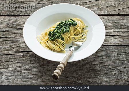 
                Spaghetti, Spinat, Mittagessen                   