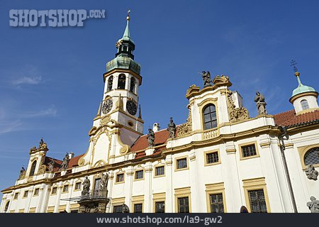 
                Prag, Barockkirche, Loretokapelle                   