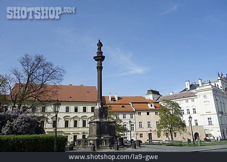 
                Prag, Prager Burg, Ehrenhof                   