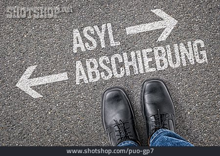 
                Asyl, Abschiebung, Asylbewerber                   