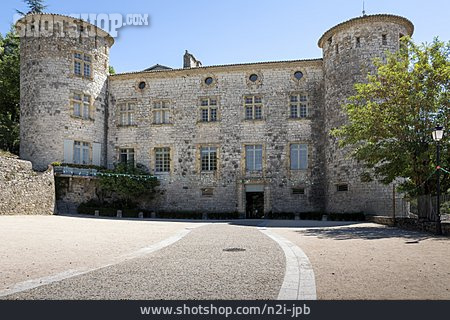 
                Burg, Südfrankreich, Burg Vogüé                   