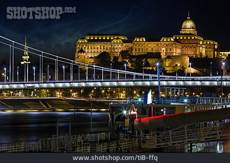 
                Budapest, Burgpalast                   