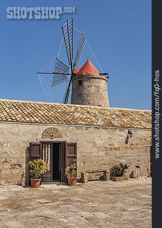 
                Museum, Windmühle, Sizilien, Trapani                   