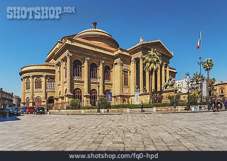 
                Palermo, Teatro Massimo Vittorio Emanuele                   