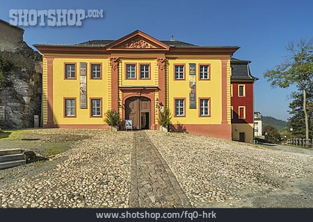 
                Torhaus, Oberes Schloss                   