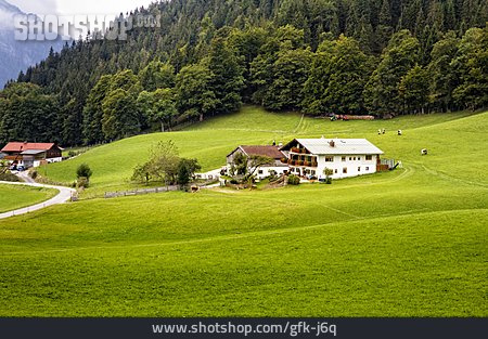 
                Bauernhof, Oberbayern                   