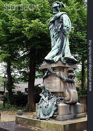 
                Denkmal, Luise Henriette Von Oranien                   