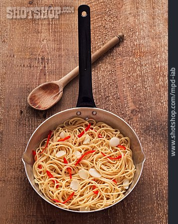
                Pfannengericht, Spaghetti Aglio E Olio                   