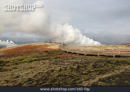 
                Holzsteg, Island, Hochtemperaturgebiet                   