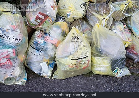 
                Müll, Plastikmüll, Gelber Sack                   