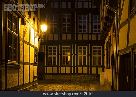 
                Nacht, Gasse, Quedlinburg                   