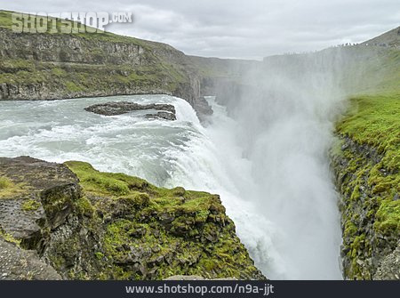 
                Wasserfall, Island, Golden Circle, Gullfoss                   