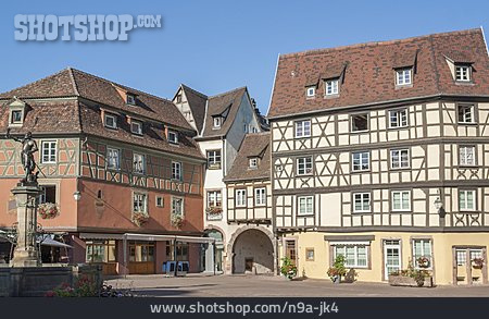 
                Marktplatz, Elsass, Colmar                   