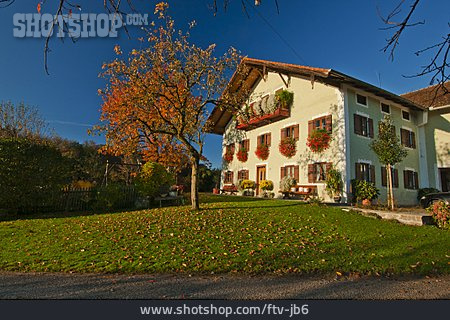 
                Bauernhaus, Berchtesgadener Land                   