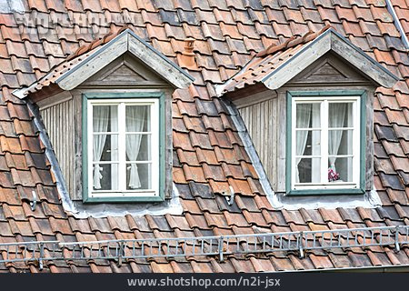 
                Dach, Dachfenster, Dachziegel, Quedlinburg                   