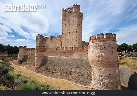 
                Burg, Burggraben, Castillo De La Mota                   