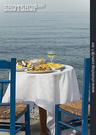 
                Tisch, Griechenland, Griechische Küche, Taverne                   