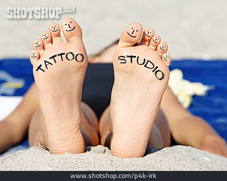 
                Studio, Werbung, Smiley, Tattoo                   