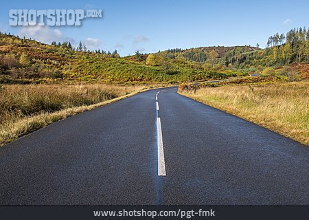 
                Landstraße, Schottland, Loch-lomond-and-the-trossachs-nationalpark                   