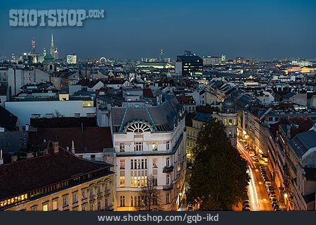 
                Stadtansicht, Blaue Stunde, Wien                   
