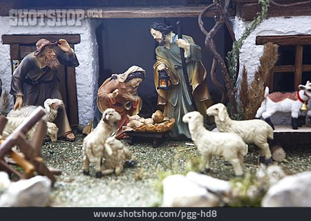 
                Weihnachten, Weihnachtskrippe, Krippenfigur, Heilige Familie                   