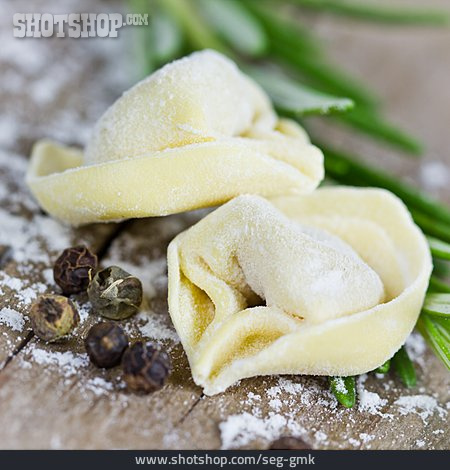 
                Tortellini                   