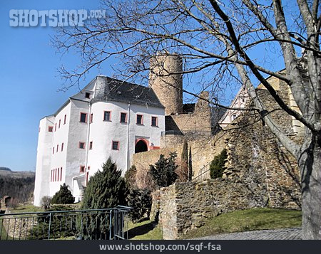 
                Burg Scharfenstein                   