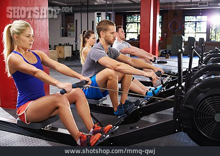 
                Fitnessgerät, Workout, Fitnesscenter, Rudergerät                   