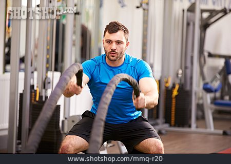 
                Muskelaufbau, Fitnessgerät, Trainingsseil                   