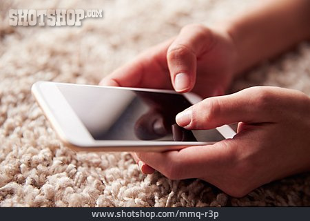 
                Online, Sms, Smartphone                   