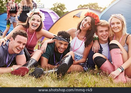 
                Veranstaltung, Jugendkultur, Camping                   