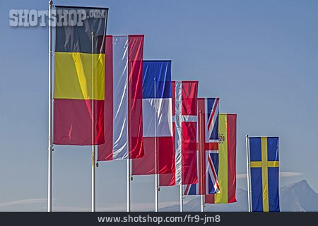 
                Europa, Flaggen                   